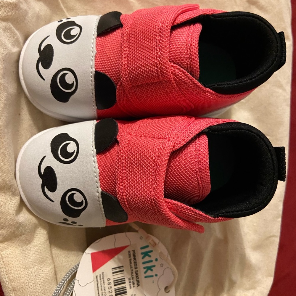 Ikiki Princess Sakura Squeaky Size 4 Toddler